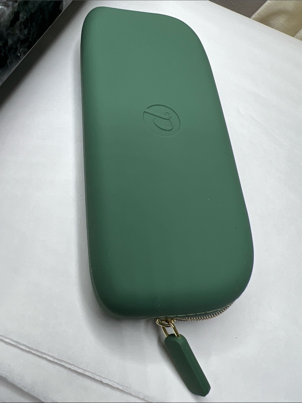 Peepers SP25 Green Silicone Eyewear Zip Eyewear Case